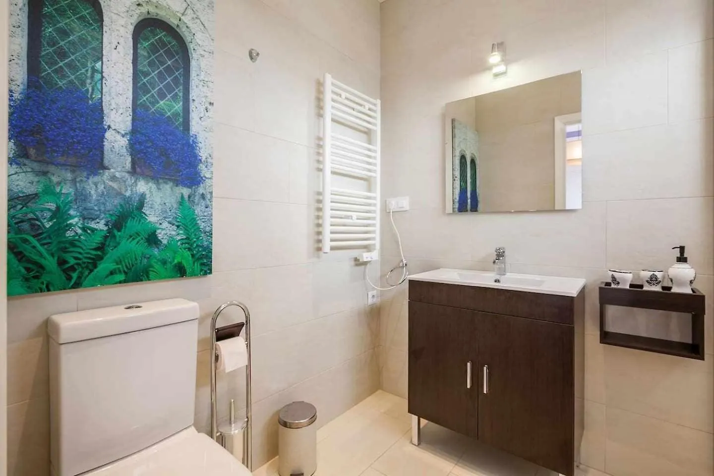 Renovacion Total Postcovid Netflix Piscina Villa La Pajanosas Spanje